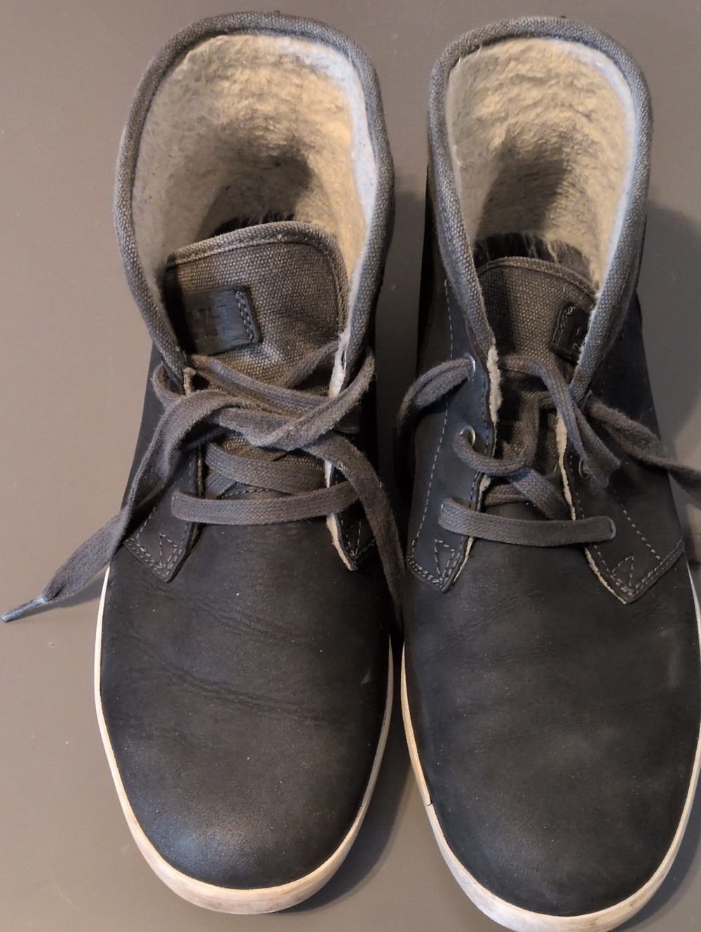 Helly Hansen Black Lace-Up Chukka Boots with White Sole